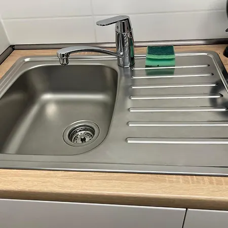 Modernes Untergeschoss-apartment Hanovre