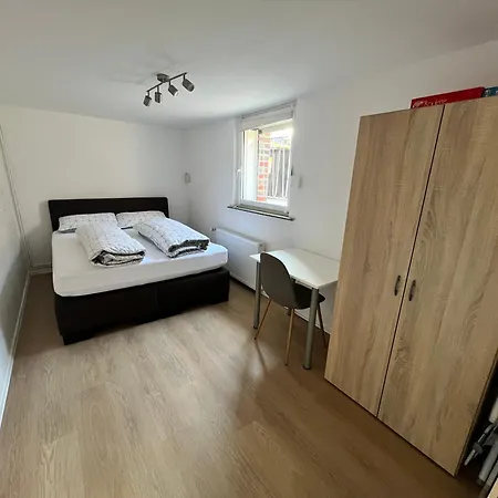 Apartment Modernes Untergeschoss-apartment Hannover