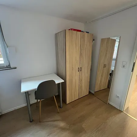 Modernes Untergeschoss-apartment * Hanovre
