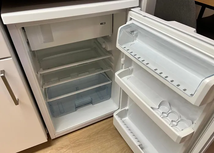 Modernes Untergeschoss-apartment Appartement *