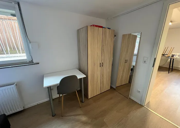 Modernes Untergeschoss-apartment * Hanovre