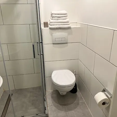 דירה Modernes Untergeschoss-apartment